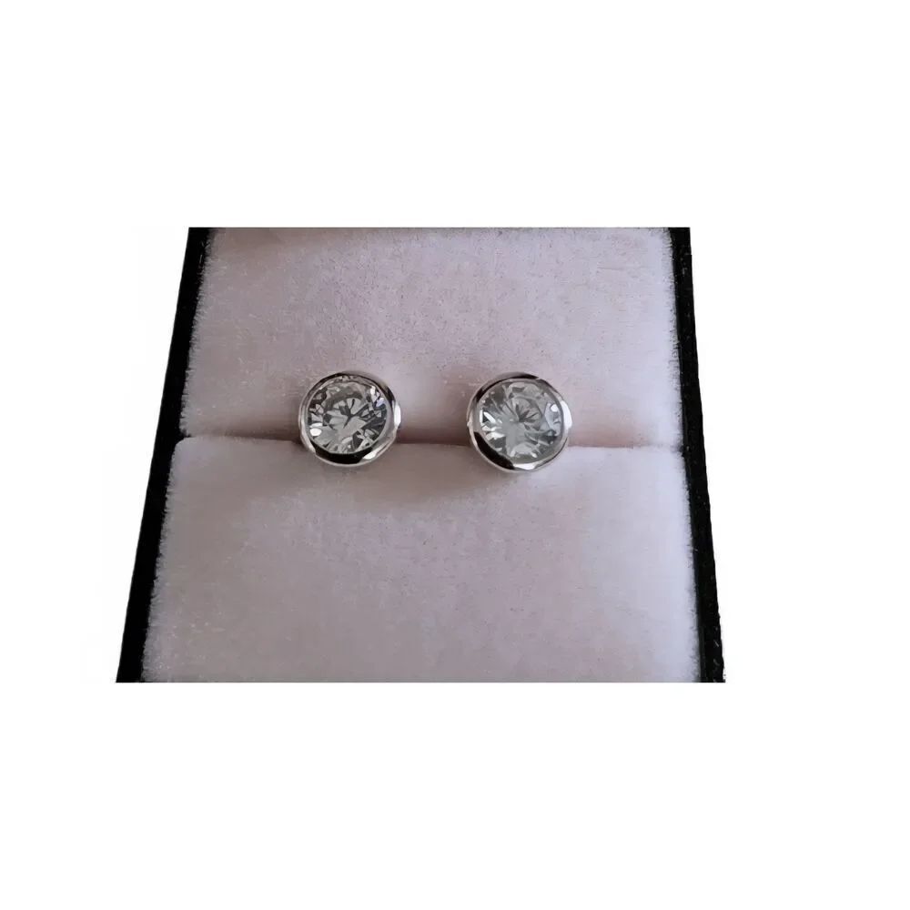 CERTIFIED~2 Carat Genuine Moissanite Round Bezel Set Stud Earrings